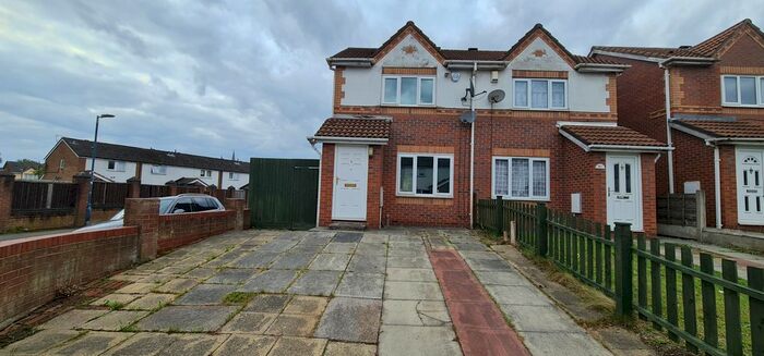 2 Bedroom Semi-Detached House To Rent In Bramble Avenue, Salford, M5