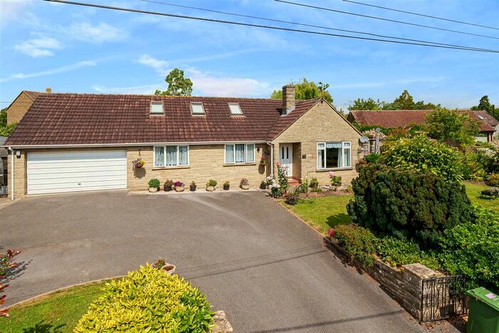 4 Bedroom Detached Bungalow For Sale In Rod Lane, Ilton, Ilminster, TA19