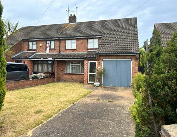 3 Bedroom Semi-Detached House To Rent In St. Francis Way, Grays, RM16