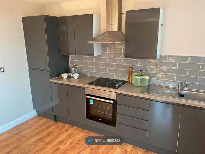 2 Bedroom Flat To Rent In Dale Street, Liverpool, L2