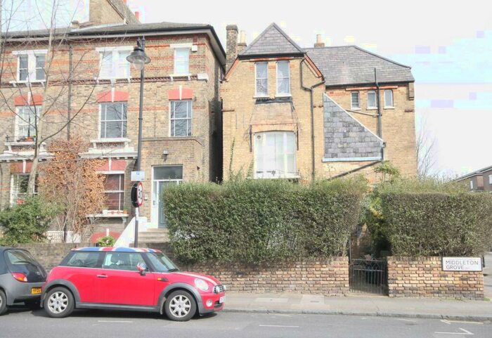 3 Bedroom Flat To Rent In Middleton Grove, Islington, N7