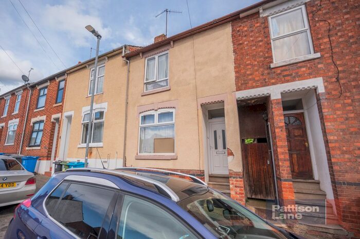 3 Bedroom Property To Rent In Carlton Street, Kettering, NN16