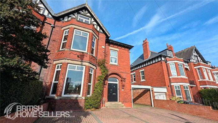 6 Bedroom Semi Detached House For Sale In Park Road, Hartlepool, Durham, TS26