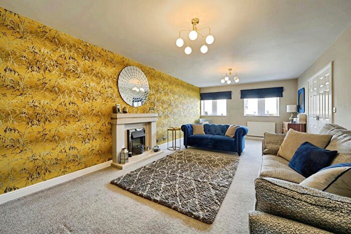 3 Bedroom Terraced House For Sale In Halifax Road, Cullingworth, Bradford, BD13