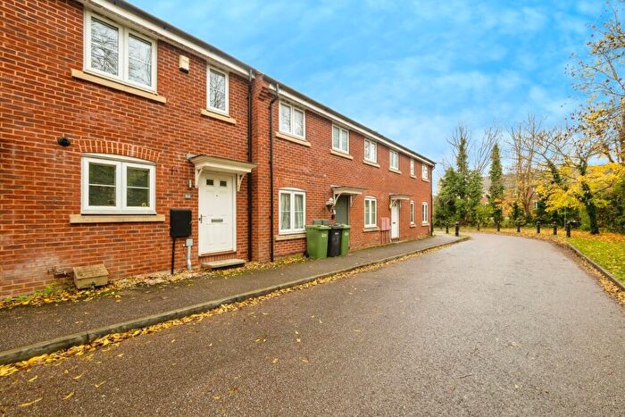 3 Bedroom Terraced House For Sale In Fleming Way, Exeter, Devon, EX2