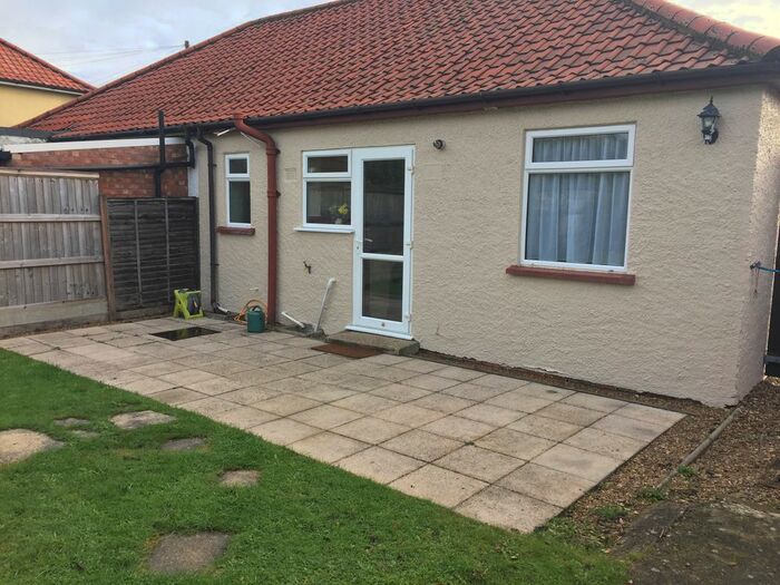 2 Bedroom Semi-Detached Bungalow To Rent In Rushmore Rd, Norwich, NR7