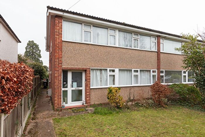 2 Bedroom Maisonette For Sale In St. James Avenue, Ongar, Essex, CM5