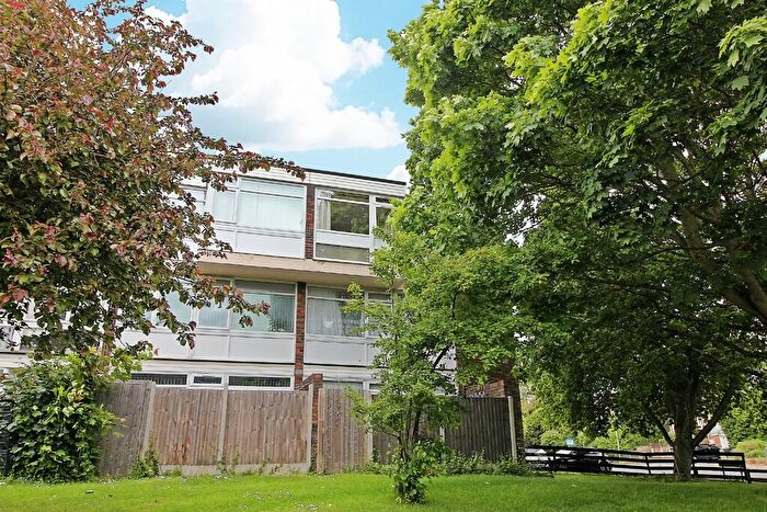1 Bedroom Apartment For Sale In Falmouth Road, Evington, LE5