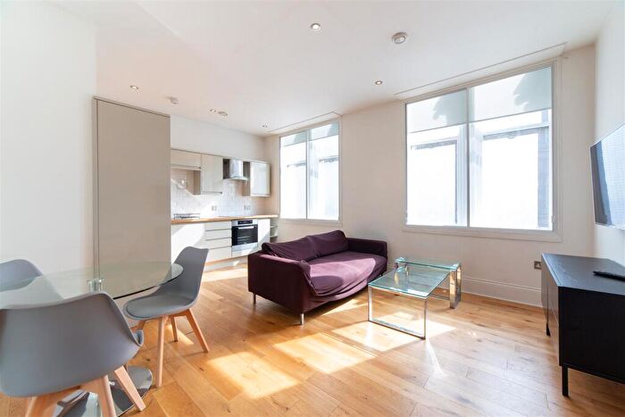 2 Bedroom Apartment To Rent In Chaucer Building, Grainger Street, Newcastle Upon Tyne, NE1