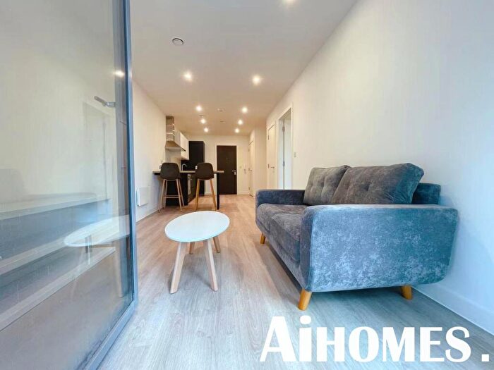 1 Bedroom Flat To Rent In Lp, New Kings Head Yard, Salford, M3
