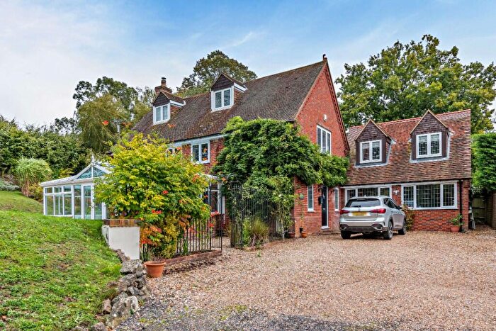 6 Bedroom Detached House For Sale In Lughorse Lane, Maidstone, Kent, ME15