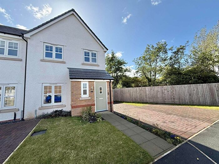 3 Bedroom Property For Sale In Cae Eithin, Abergele, LL22