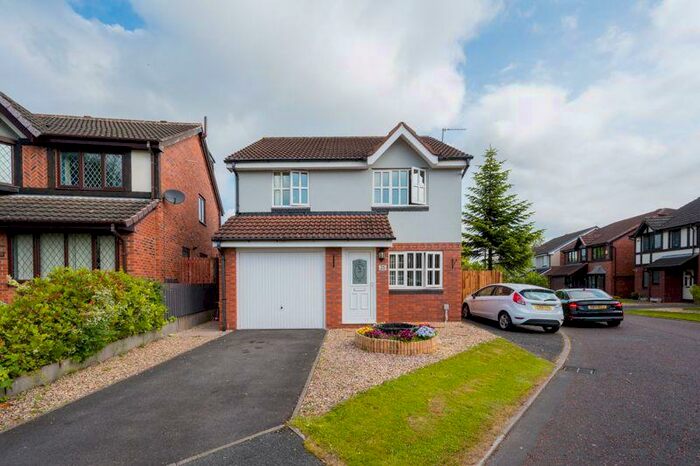 4 Bedroom Detached House To Rent In Vicarage Gardens, Burscough, L40
