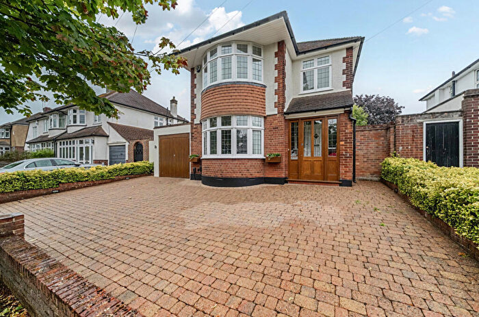 3 Bedroom Detached House For Sale In Crofton Road, Orpington, Kent, BR6