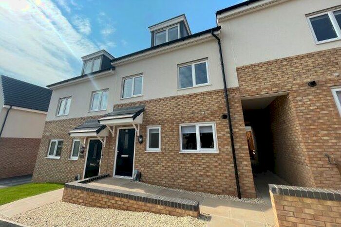 3 Bedroom Property To Rent In Harviston Avenue, Nottingham, NG4