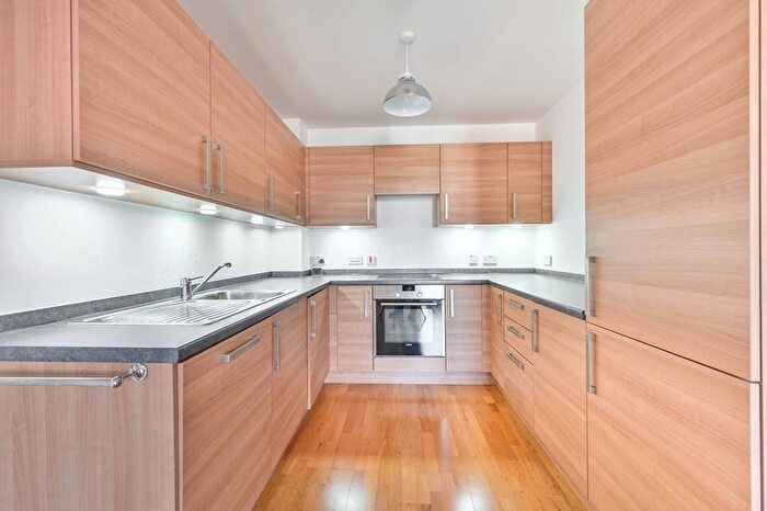 1 Bedroom Flat For Sale In Empire Way, Wembley Park, Wembley, HA9