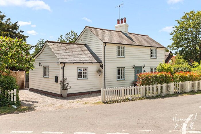2 Bedroom Detached House For Sale In Matching Green, Harlow, CM17