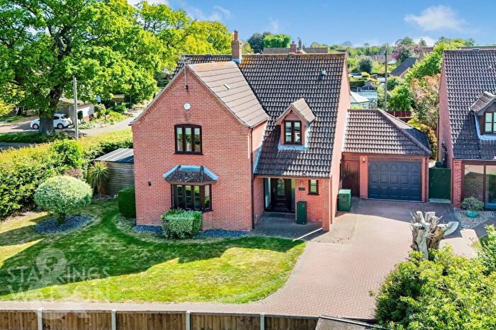 4 Bedroom Detached House For Sale In School Road, Potter Heigham, Great Yarmouth, NR29