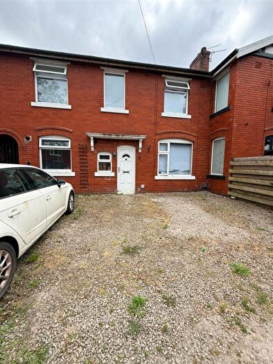 3 Bedroom House For Sale In Athlone Avenue, Bury, BL9