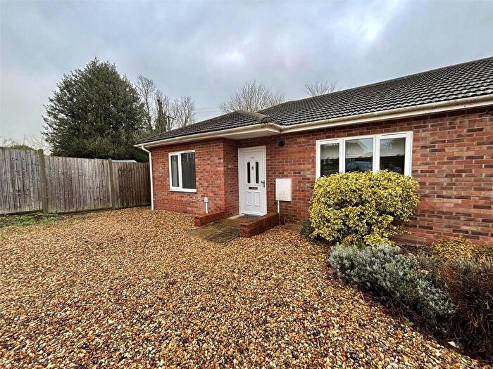 2 Bedroom Bungalow To Rent In Highfield, Clare, Sudbury, CO10