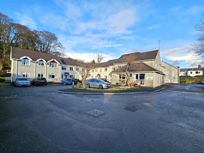 1 Bedroom Flat For Sale In Parkwood Road, Tavistock, PL19