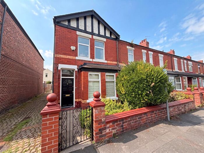 3 Bedroom End Terrace House For Sale In Manor Road, Sale, M33