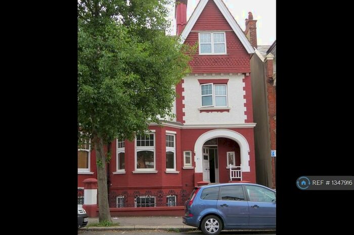 8 Bedroom Terraced House To Rent In Sackville Road, Hove, BN3