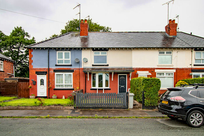 2 Bedroom Terraced House To Rent In Mayfield Avenue, Macclesfield, SK11