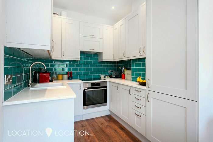 1 Bedroom Flat To Rent In Farleigh Road, London, N16