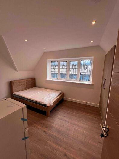 1 Bedroom Block Of Flats To Rent In George Street, Luton, LU1