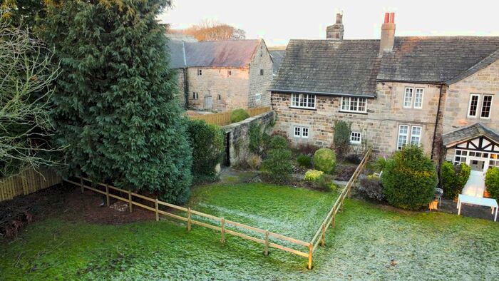 2 Bedroom Cottage For Sale In The Cottage, York Road, Kiddal Leeds, LS14