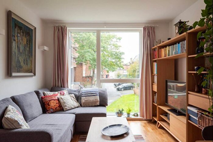 1 Bedroom Flat For Sale In Willingham Terrace, London, NW5