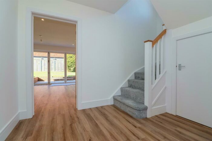4 Bedroom Detached House For Sale In Brambling Road, Horsham, RH13