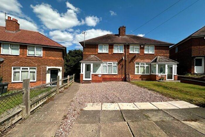 2 Bedroom Semi-Detached House To Rent In The Riddings, Birmingham, B33