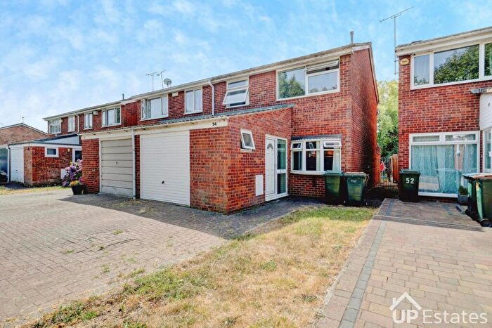 3 Bedroom Semi-Detached House For Sale In Dorchester Way, Coventry, CV2