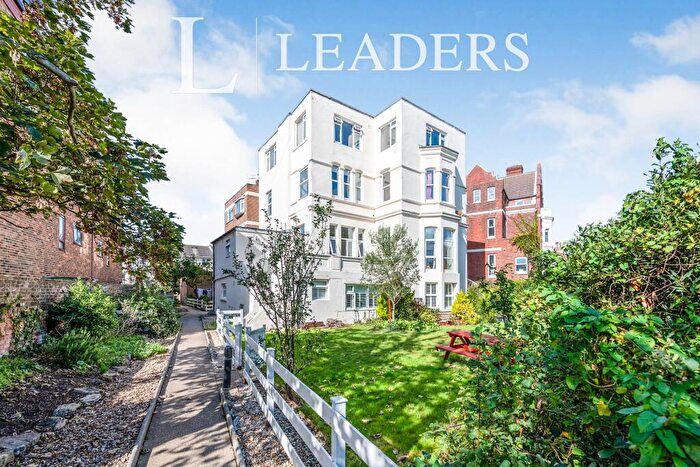 2 Bedroom Apartment To Rent In Eastern Villas Road, Southsea, PO4