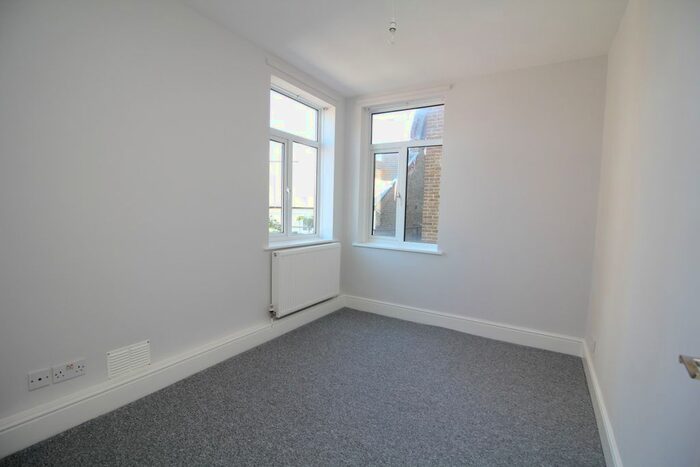1 Bedroom Flat To Rent In Cliftonville Avenue, Margate, Kent, CT9