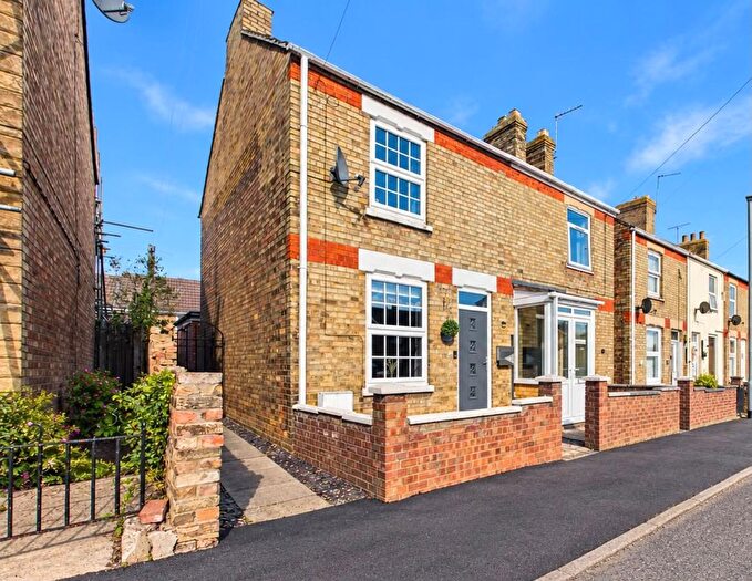 3 Bedroom Semi-Detached House For Sale In Main Street, Farcet, PE7
