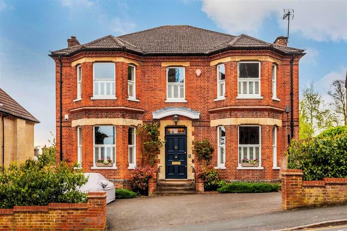 5 Bedroom Detached House To Rent In Jenner Road, Guildford, GU1