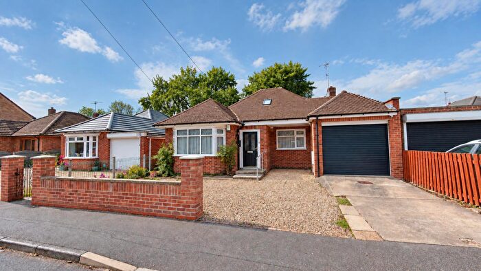 3 Bedroom Detached Bungalow For Sale In Anthony Close, Peterborough, PE1