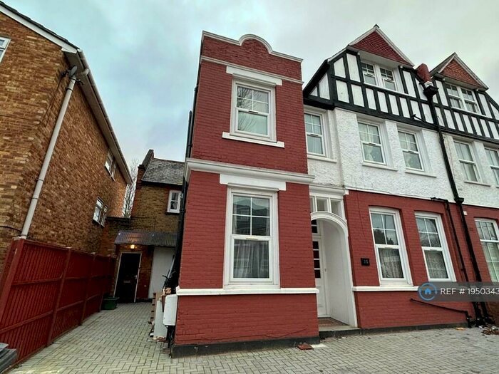 5 Bedroom Flat To Rent In Beaufort Road, Kingston Upon Thames, KT1