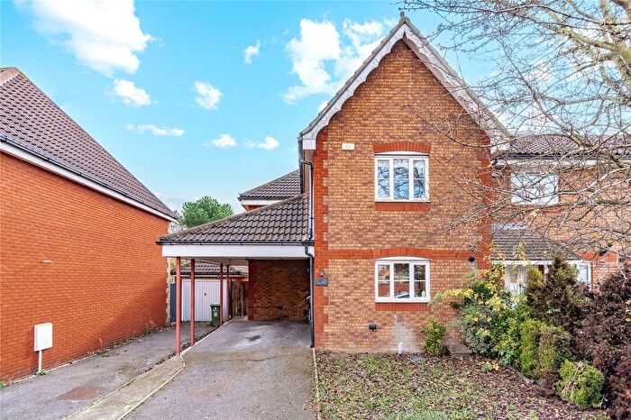 3 Bedroom Semi Detached House For Sale In Dandelion Close, Rush Green, Romford, RM7