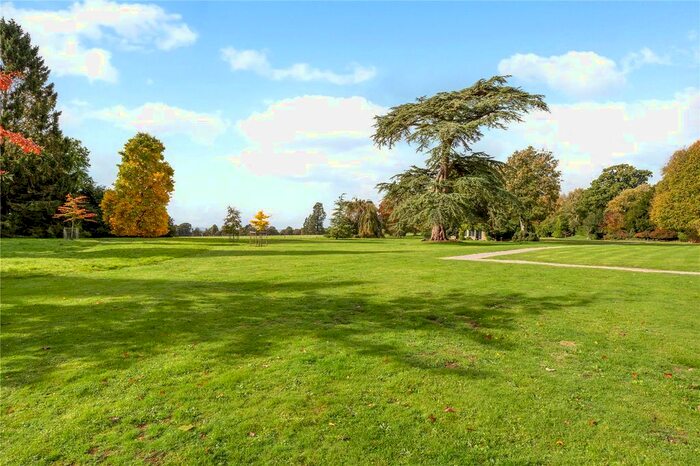 1 Bedroom Flat For Sale In Ludshott Manor, Woolmer Lane, Bramshott, Liphook, Hampshire, GU30