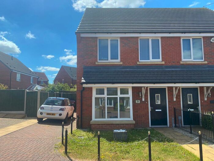 3 Bedroom Semi-Detached House To Rent In Highfield Avenue, Langwith Junction, Mansfield, NG20