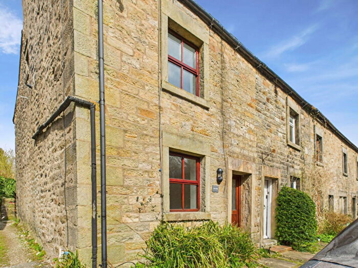 2 Bedroom Cottage For Sale In Glen Cottage, Main Street, Wray, Lancaster, LA2