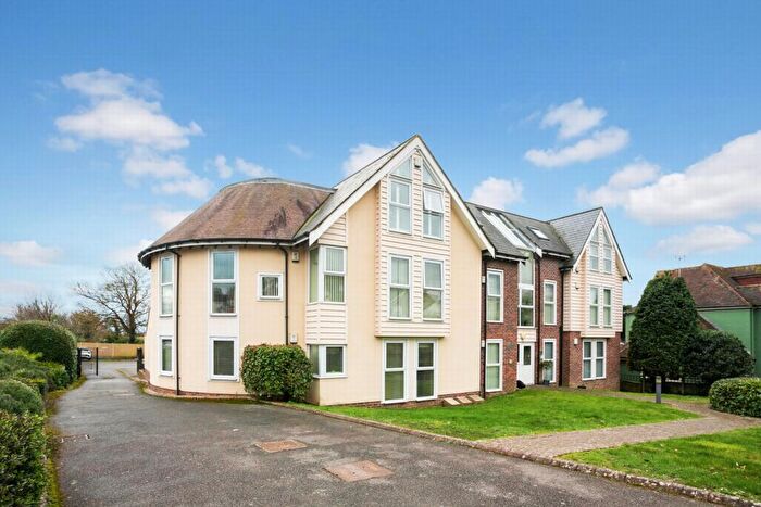 2 Bedroom Apartment For Sale In Seabrook Road, Hythe, CT21