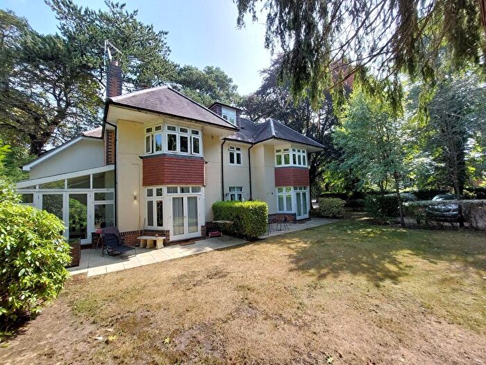 2 Bedroom Apartment For Sale In Portarlington Road, Westbourne, BH4