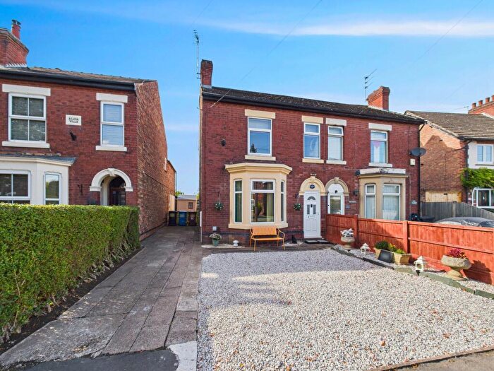 3 Bedroom Semi-Detached House For Sale In Victoria Avenue, Borrowash, DE72