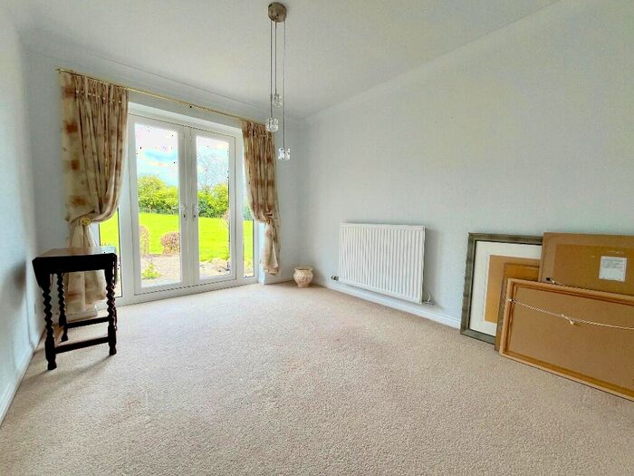 3 Bedroom Detached Bungalow For Sale In Gilstead Close, Thurnby, Leicester, Leicestershire, LE7