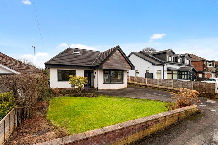 4 Bedroom Bungalow For Sale In Barnhilll Road, Prestwich, M25